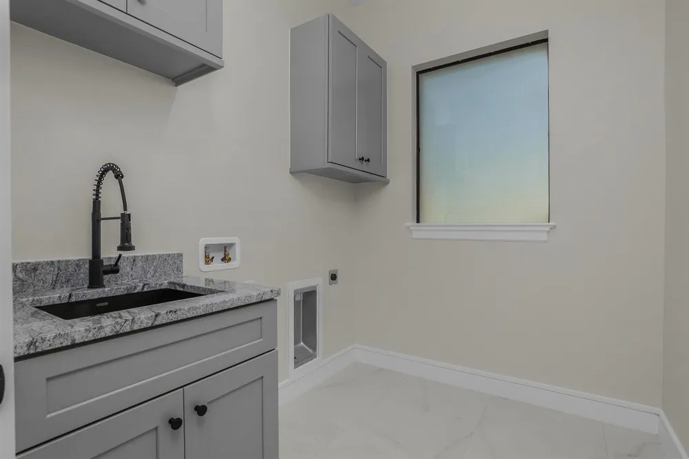 3410 NW 39th Lane Cape Coral, FL 33993