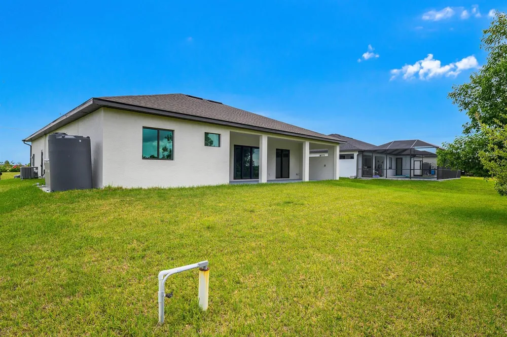 3410 NW 39th Lane Cape Coral, FL 33993