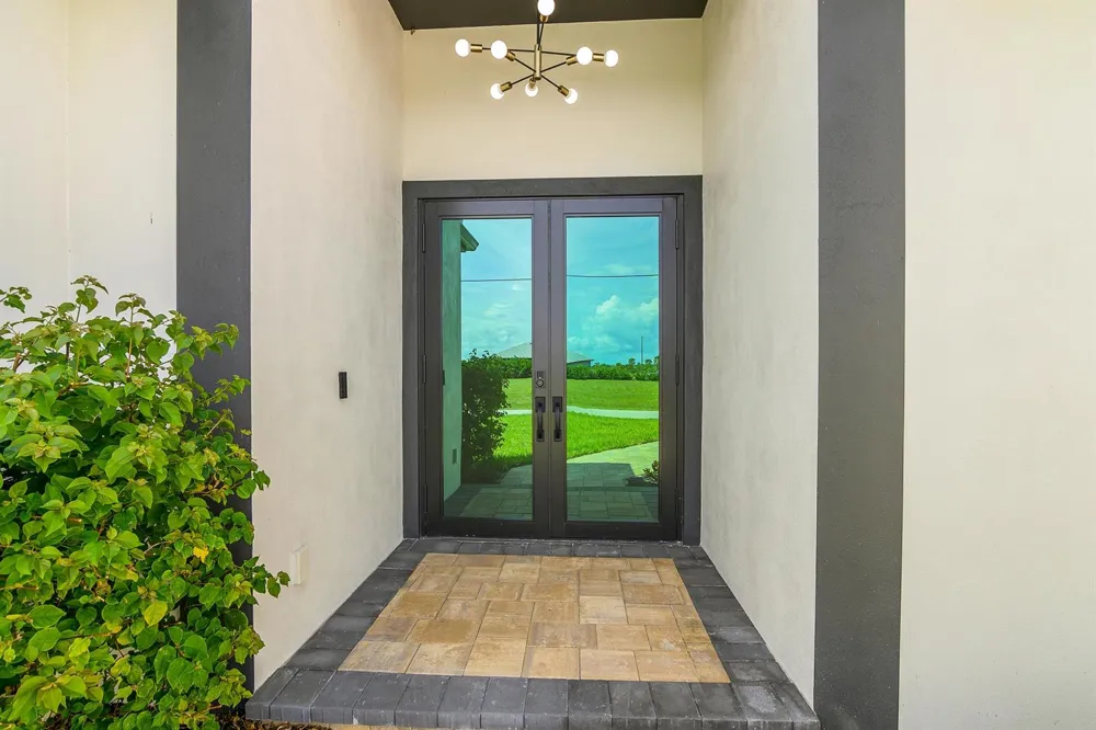 3410 NW 39th Lane Cape Coral, FL 33993