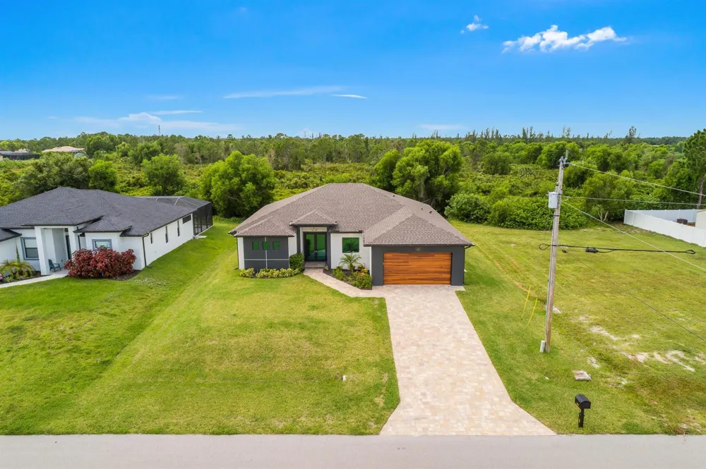 3410 NW 39th Lane Cape Coral, FL 33993