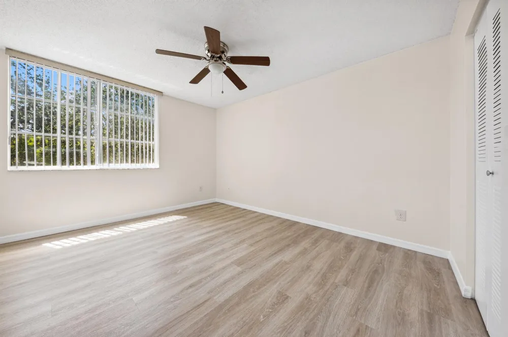 117 Yacht Club Way #205 Hypoluxo, FL 33462