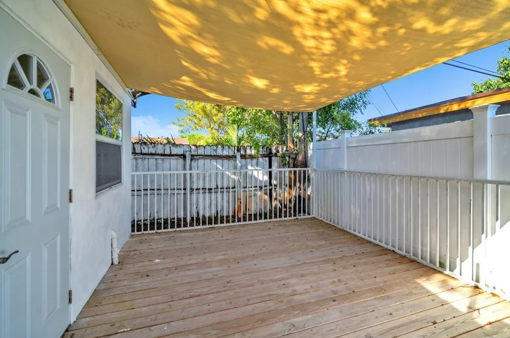 7151 Taft Street Hollywood, FL 33024