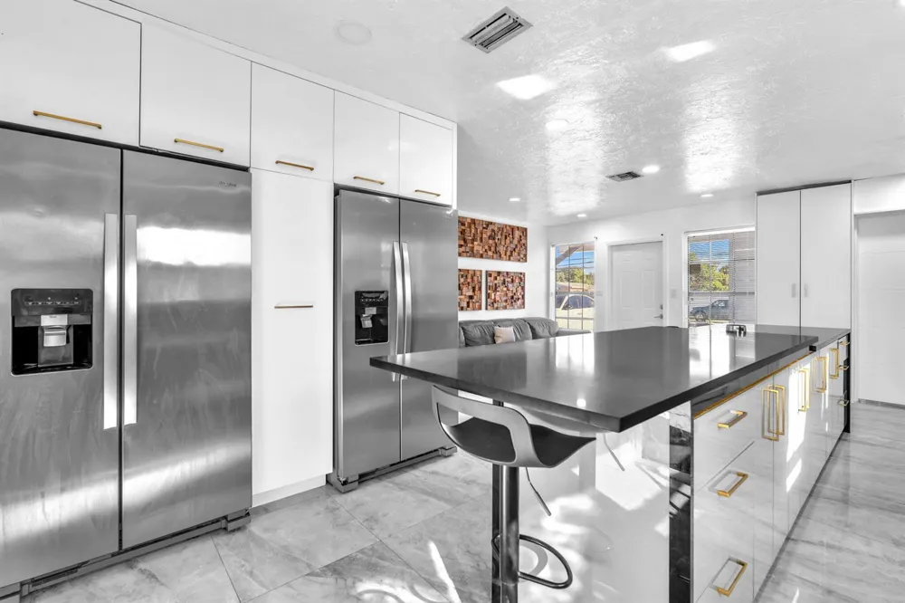 7151 Taft Street Hollywood, FL 33024