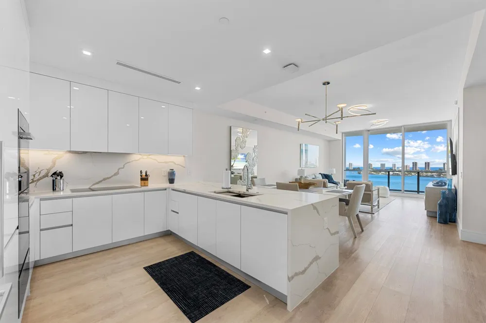 220 Lake Shore Drive #1410 Lake Park, FL 33403