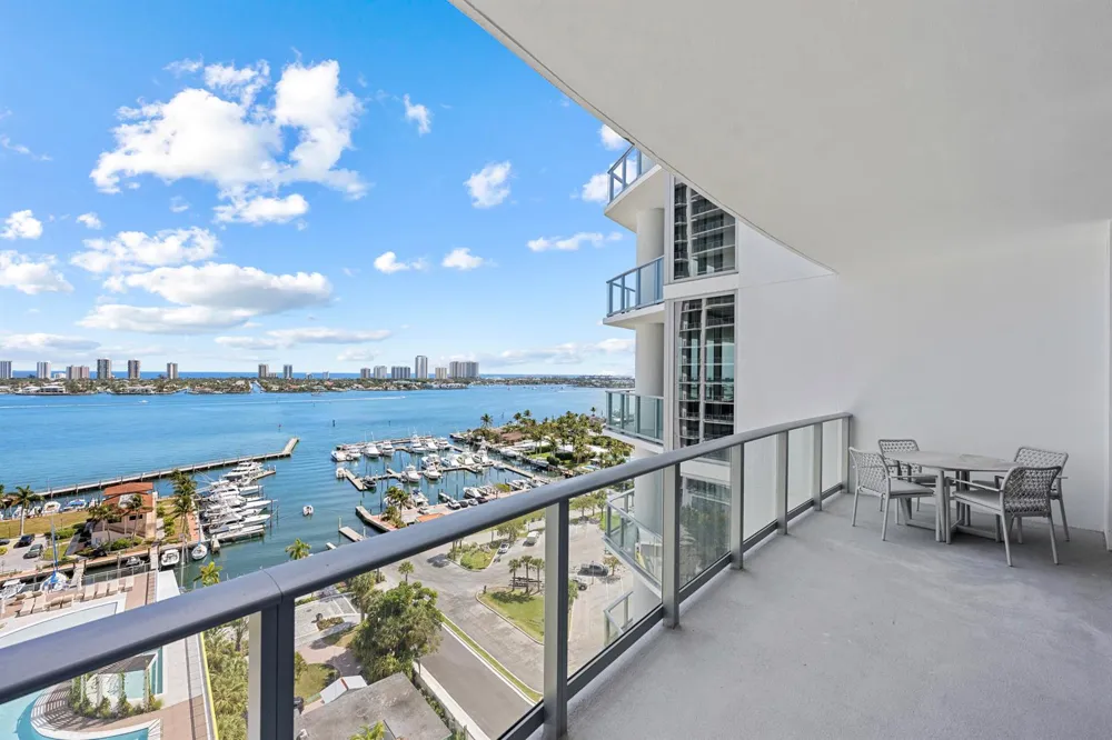 220 Lake Shore Drive #1410 Lake Park, FL 33403