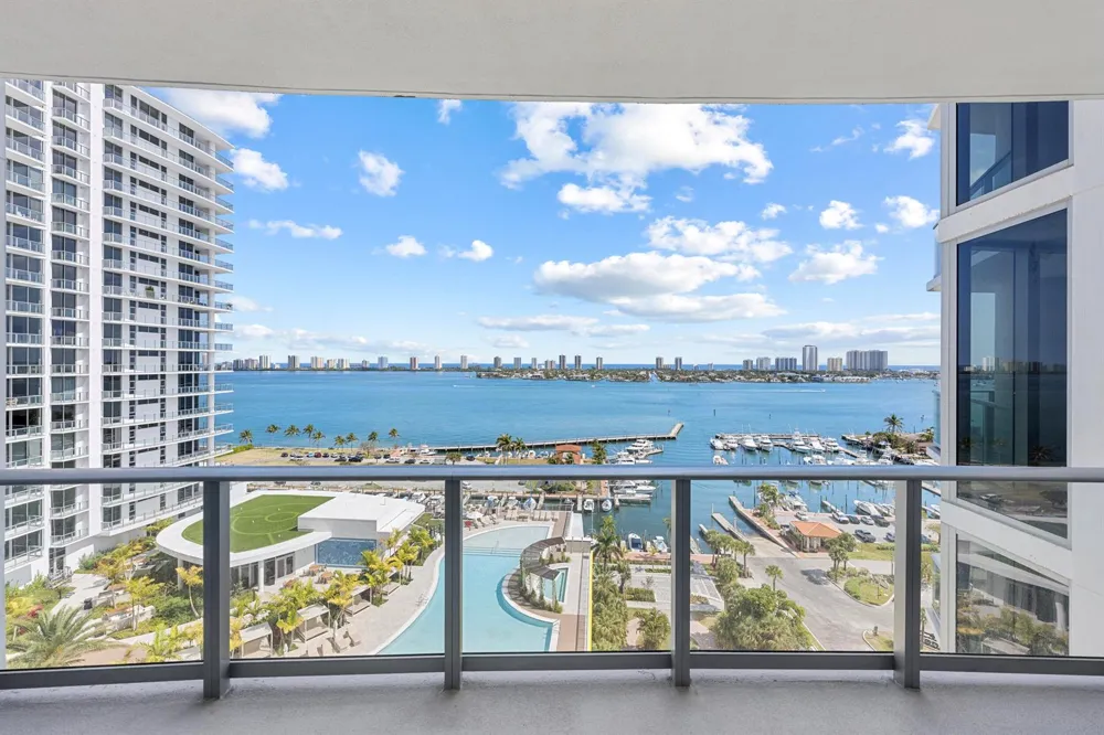 220 Lake Shore Drive #1410 Lake Park, FL 33403