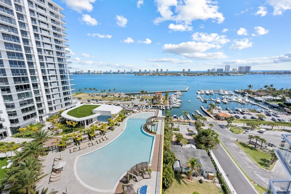 220 Lake Shore Drive #1410 Lake Park, FL 33403