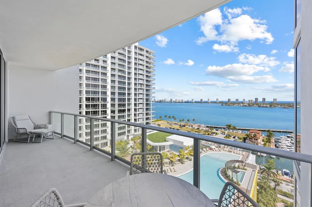 220 Lake Shore Drive #1410 Lake Park, FL 33403