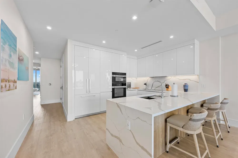 220 Lake Shore Drive #1410 Lake Park, FL 33403