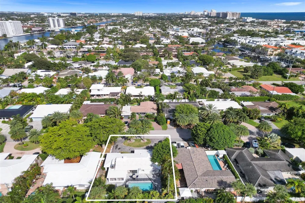 260 Allenwood Drive Lauderdale By The Sea, FL 33308