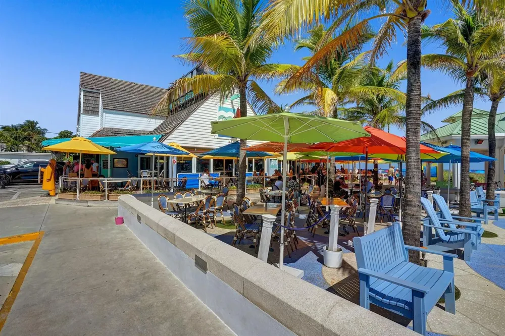 260 Allenwood Drive Lauderdale By The Sea, FL 33308