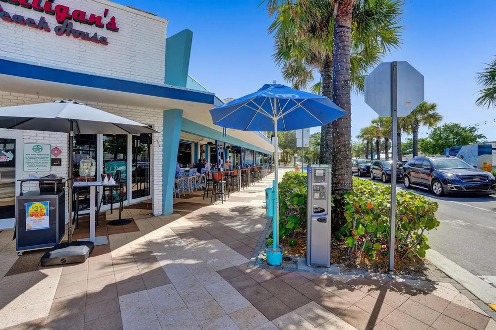 260 Allenwood Drive Lauderdale By The Sea, FL 33308