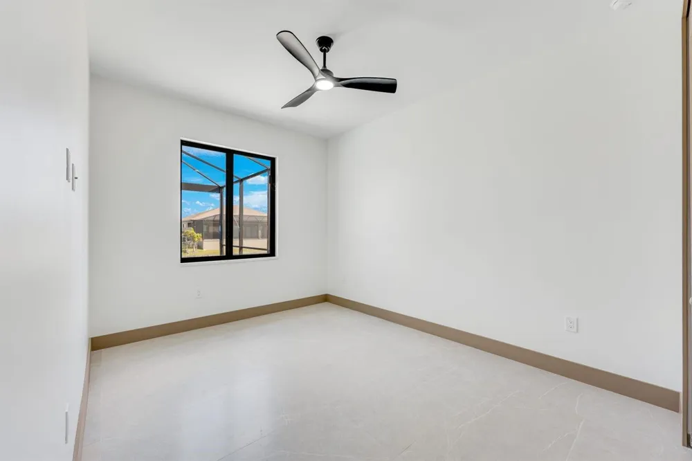 1925 NW 34th Place Cape Coral, FL 33993