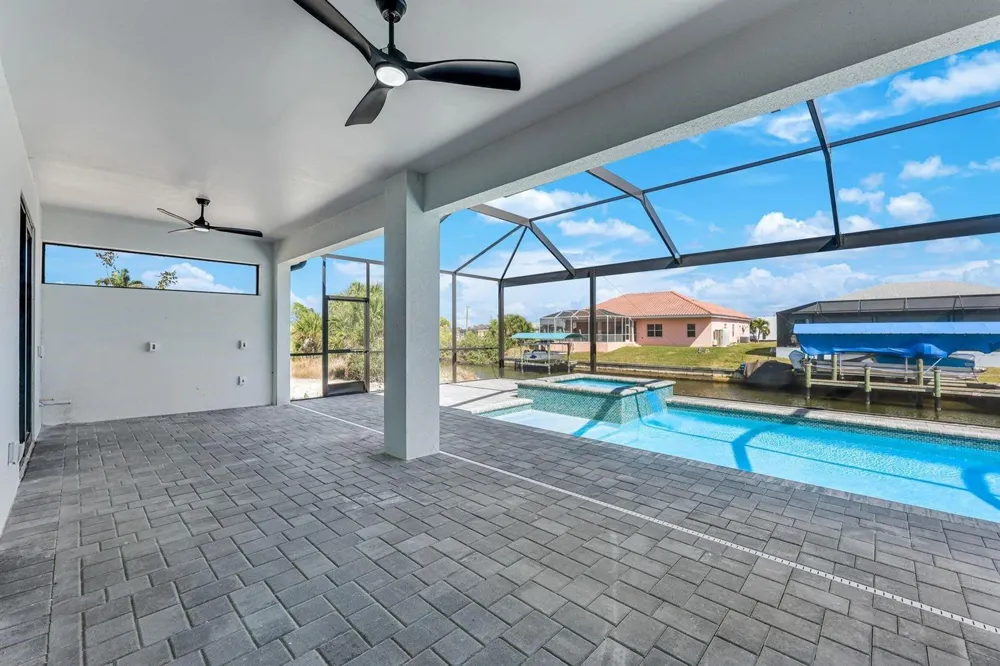 1925 NW 34th Place Cape Coral, FL 33993