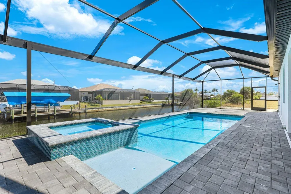 1925 NW 34th Place Cape Coral, FL 33993