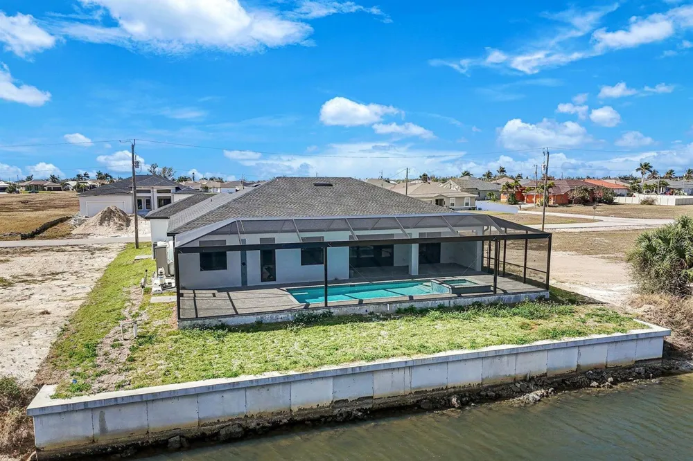 1925 NW 34th Place Cape Coral, FL 33993