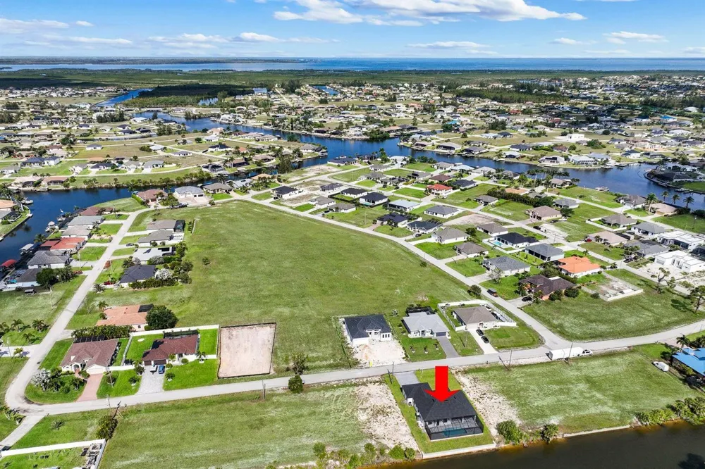 1925 NW 34th Place Cape Coral, FL 33993