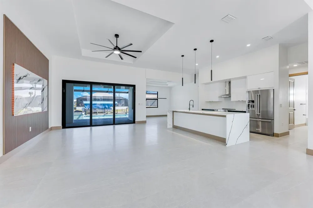 1925 NW 34th Place Cape Coral, FL 33993