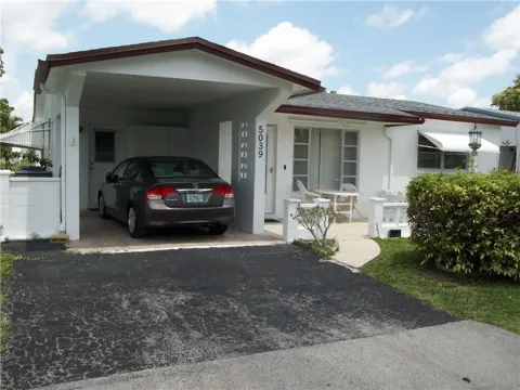 5039 NW 42 STREET