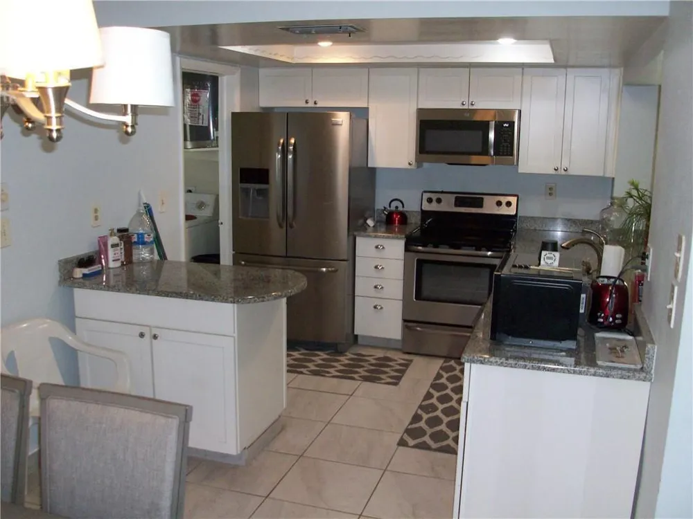 5039 NW 42 STREET Lauderdale Lakes, FL 33319