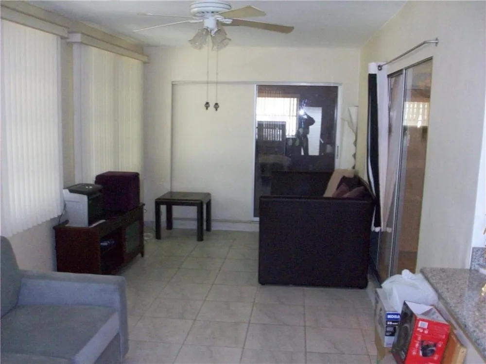 5039 NW 42 STREET Lauderdale Lakes, FL 33319