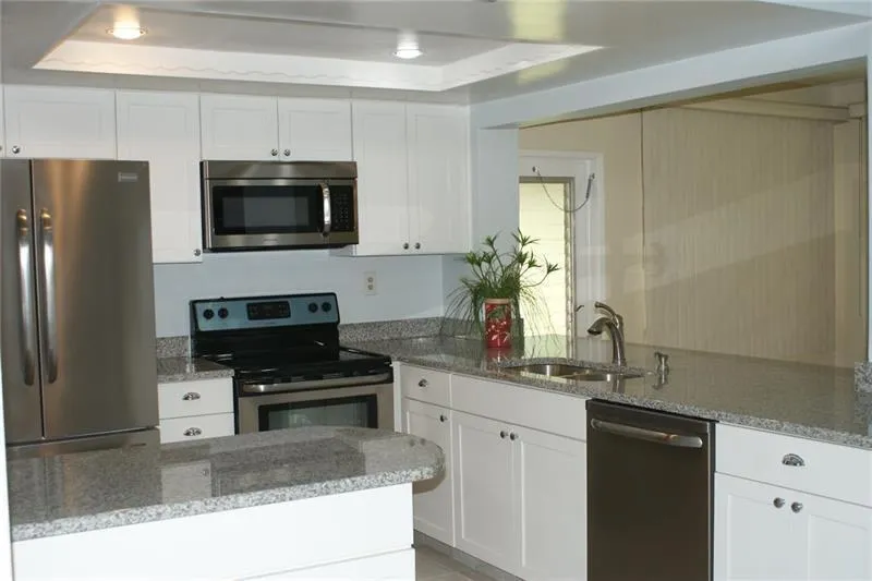 5039 NW 42 STREET Lauderdale Lakes, FL 33319