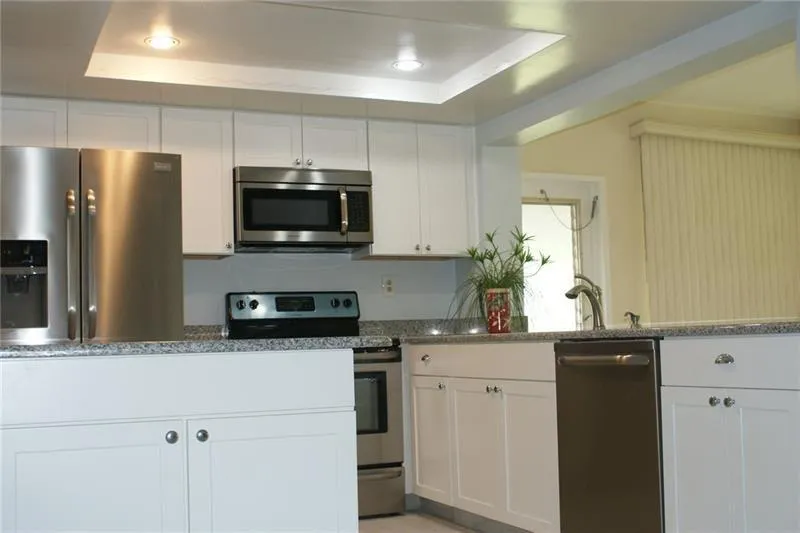 5039 NW 42 STREET Lauderdale Lakes, FL 33319