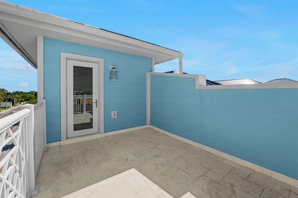 523 Coral Sands Way Hutchinson Island, FL 34949