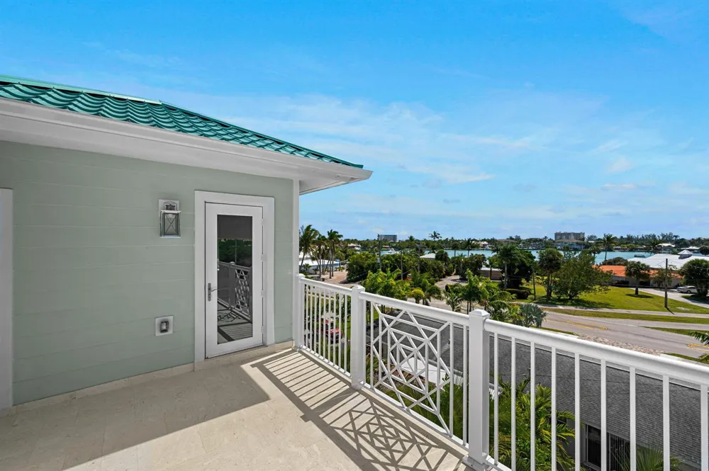 523 Coral Sands Way Hutchinson Island, FL 34949