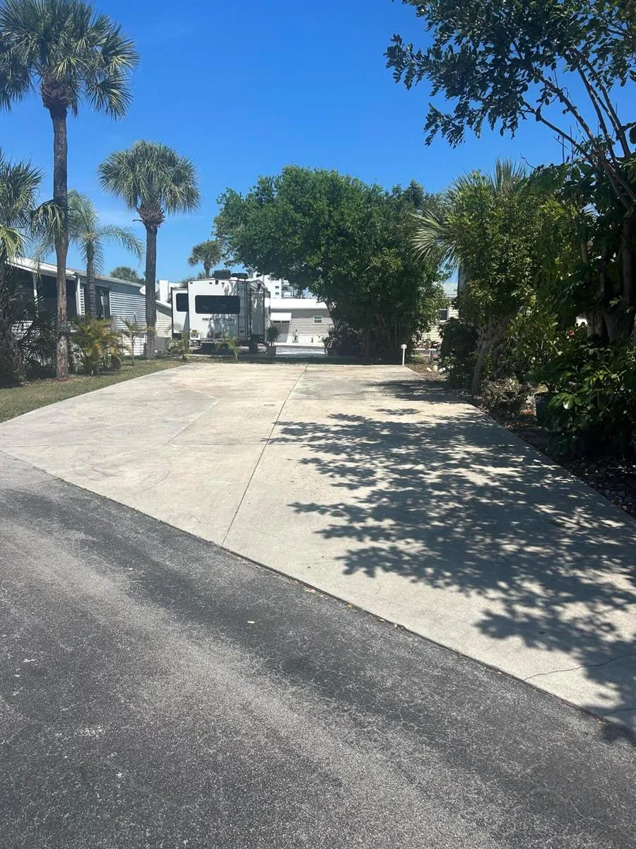 5306 Keel Way Hutchinson Island, FL 34949