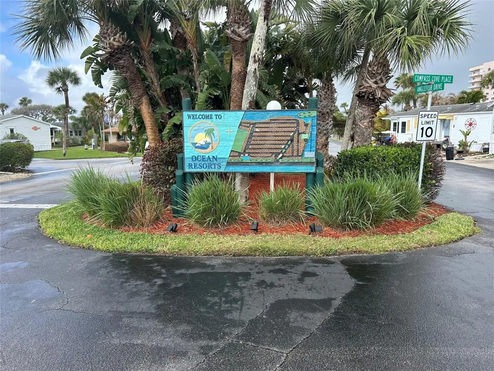 5306 Keel Way Hutchinson Island, FL 34949