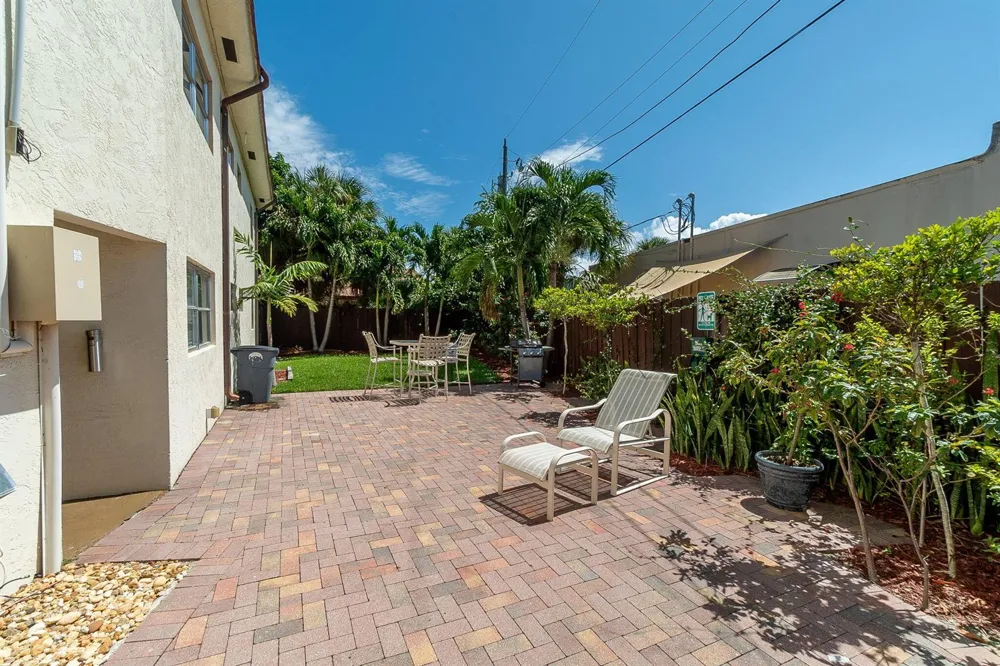 308 Southwind Court #8 North Palm Beach, FL 33408