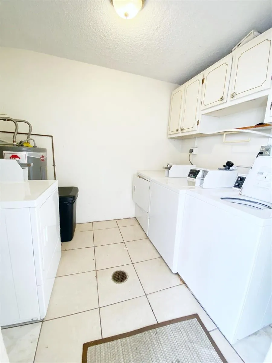 308 Southwind Court #8 North Palm Beach, FL 33408