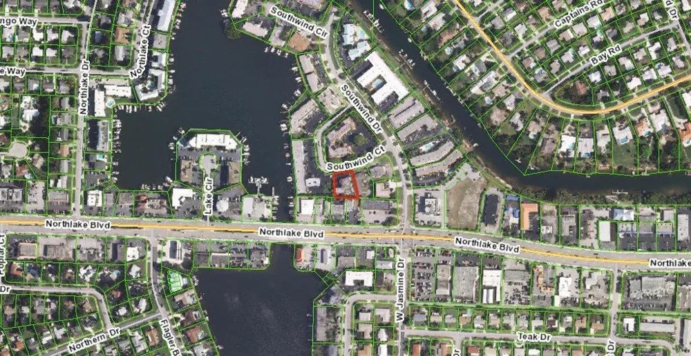 308 Southwind Court #8 North Palm Beach, FL 33408