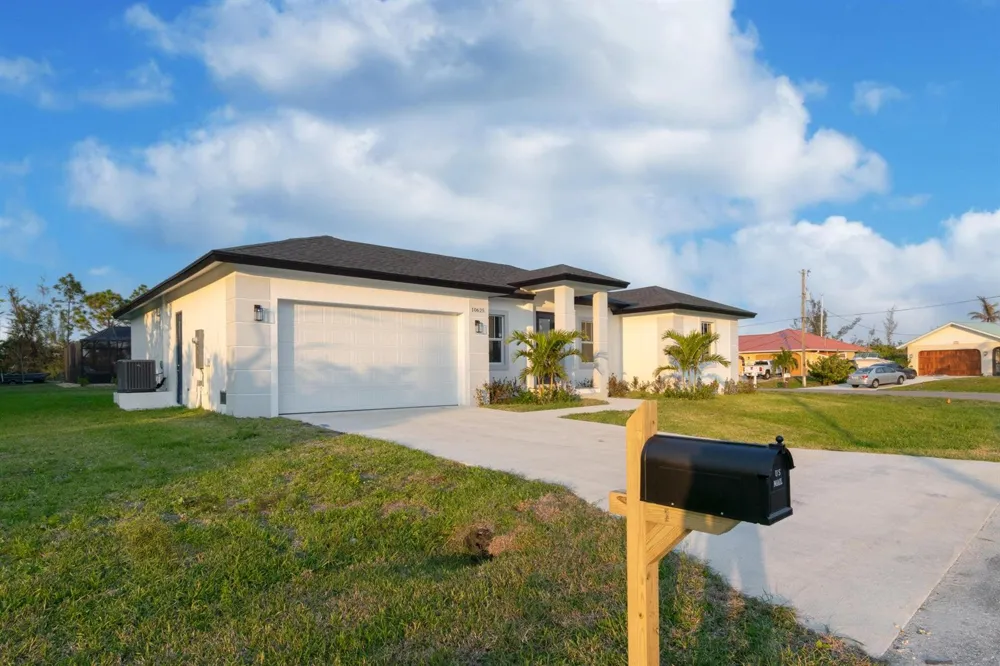 10625 Ayear Road Port Charlotte, FL 33981