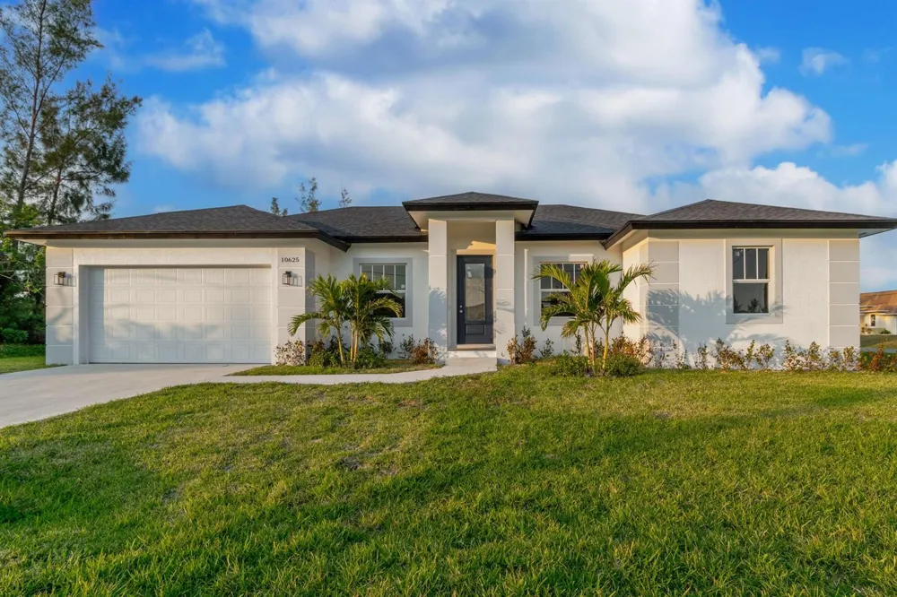 10625 Ayear Road Port Charlotte, FL 33981