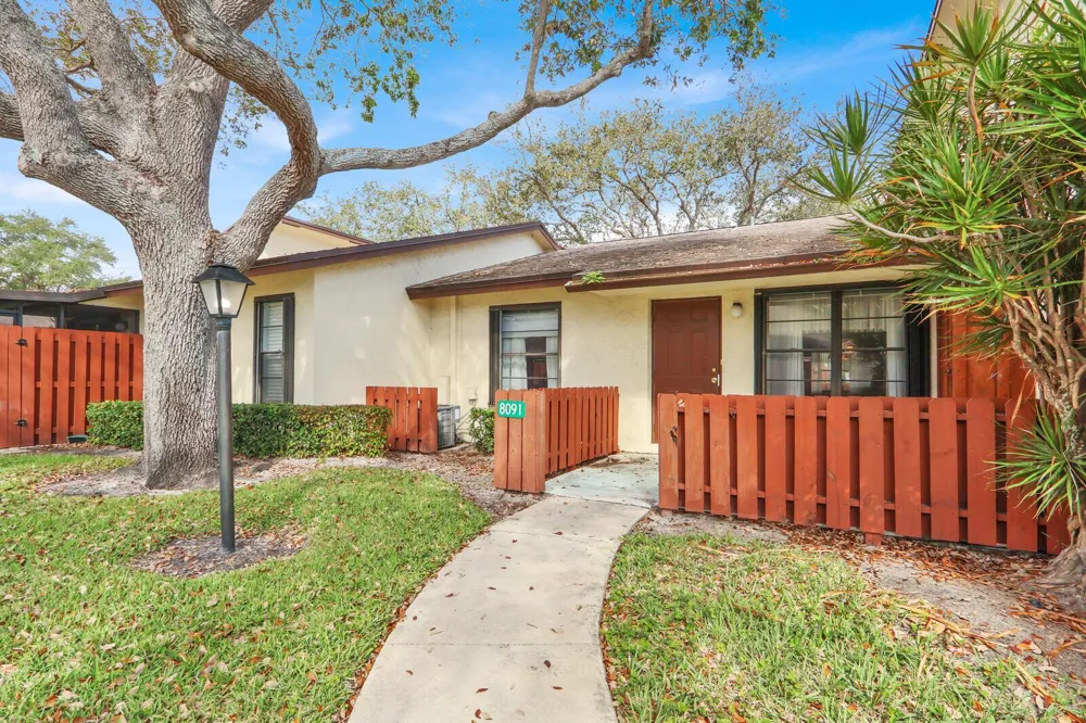 8091 SE Villa Circle Hobe Sound, FL 33455