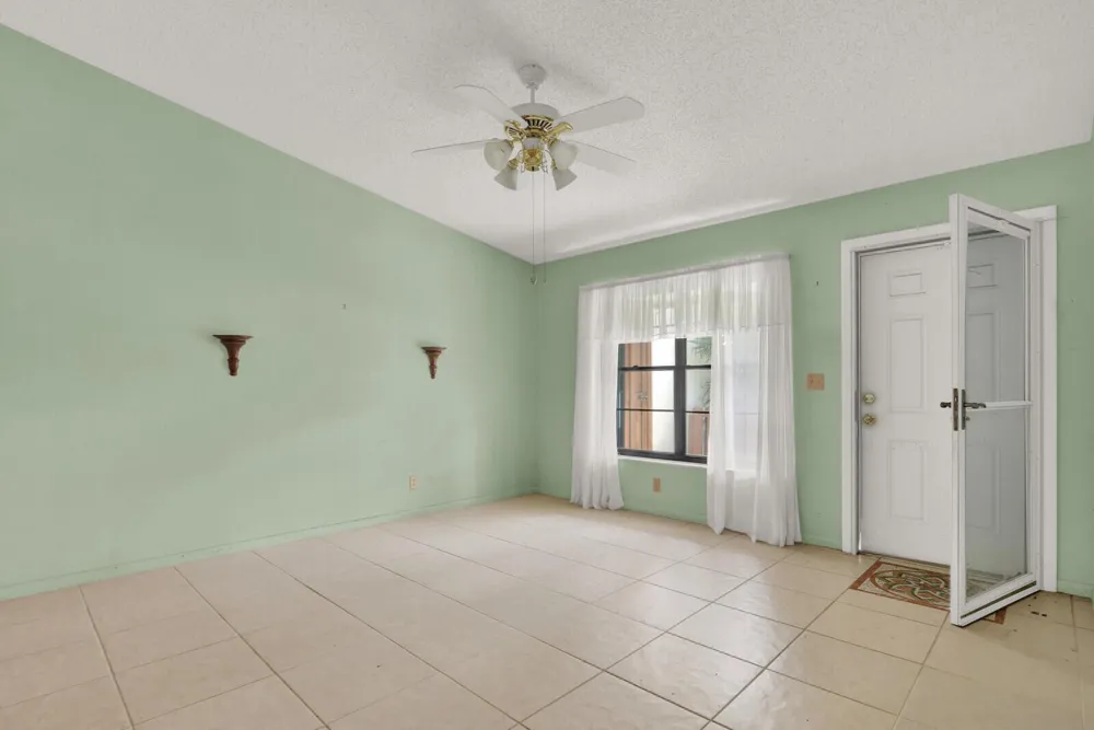 8091 SE Villa Circle Hobe Sound, FL 33455