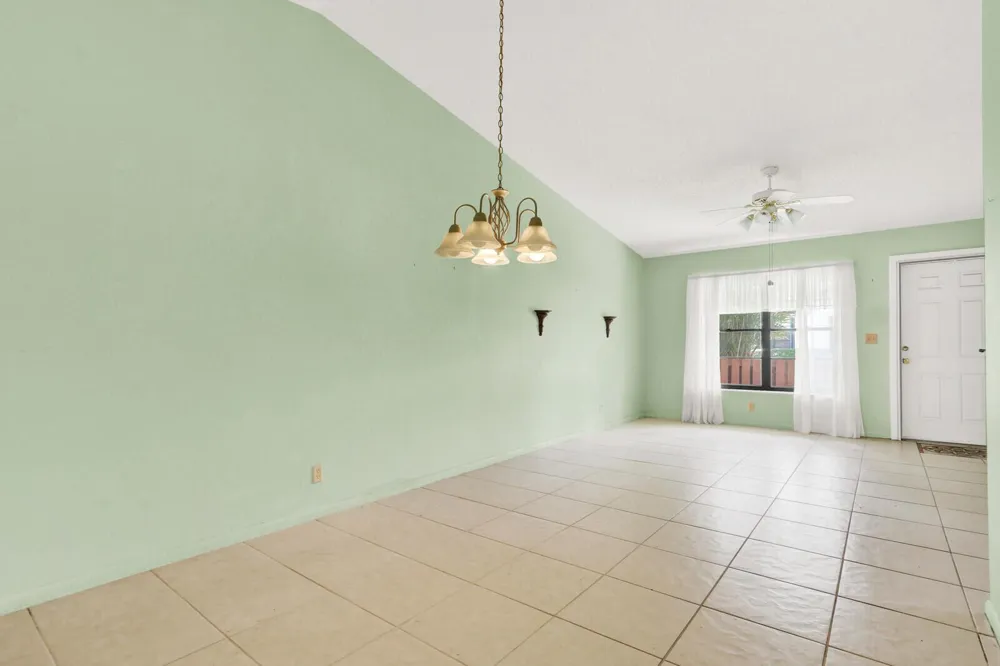 8091 SE Villa Circle Hobe Sound, FL 33455