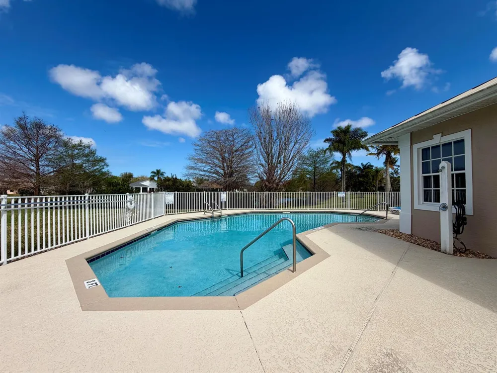 6295 33rd Manor Vero Beach, FL 32966