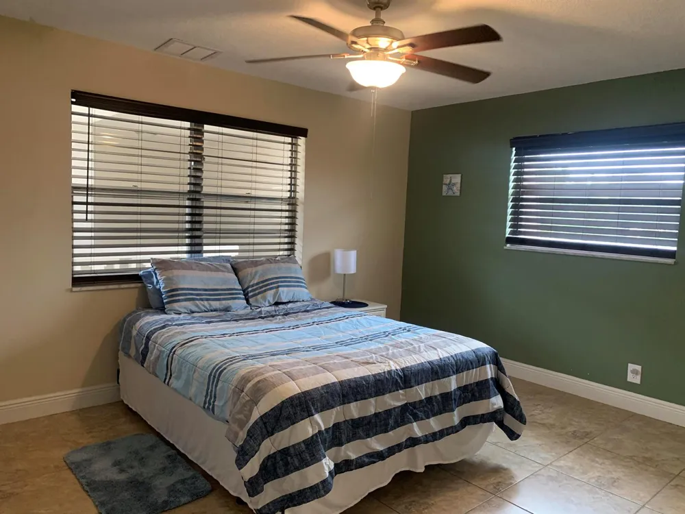 801 Hummingbird Way #201 North Palm Beach, FL 33408