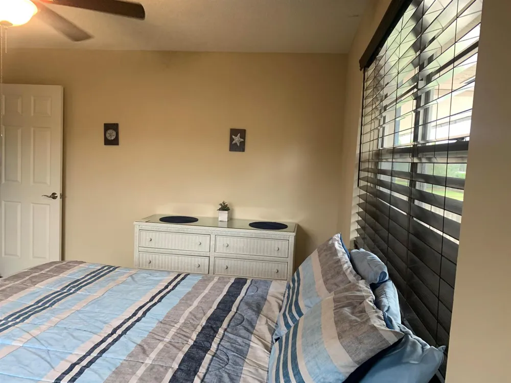 801 Hummingbird Way #201 North Palm Beach, FL 33408