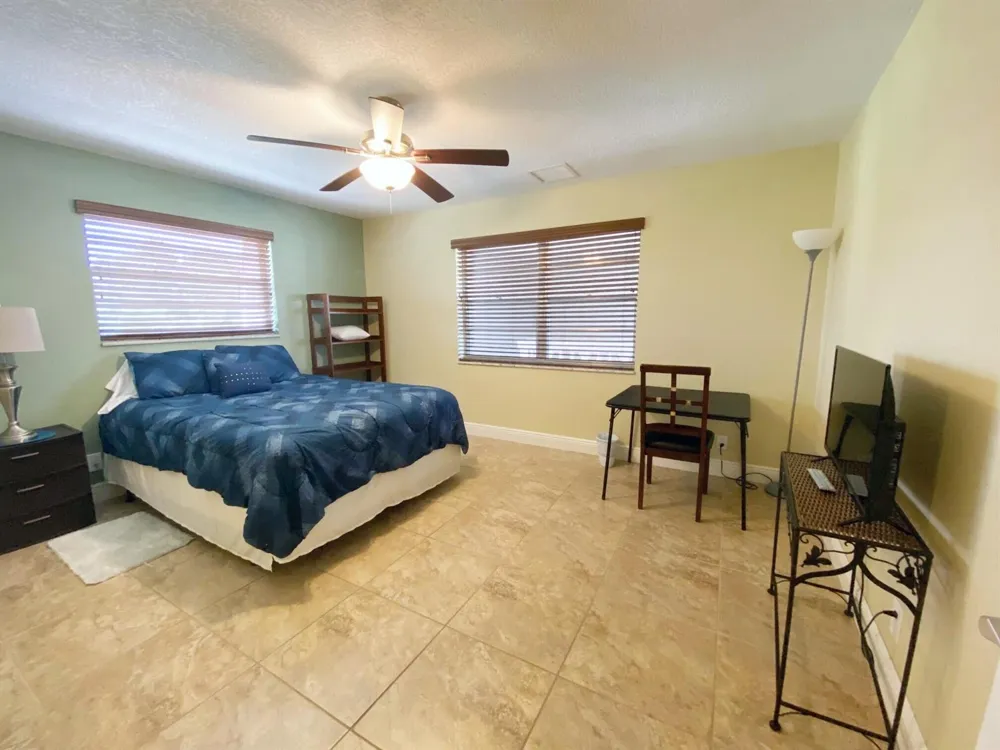 801 Hummingbird Way #205 North Palm Beach, FL 33408