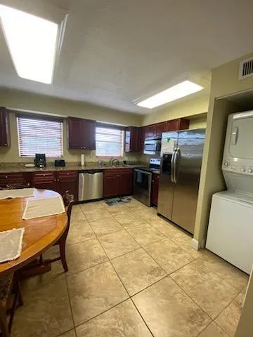801 Hummingbird Way #205 North Palm Beach, FL 33408