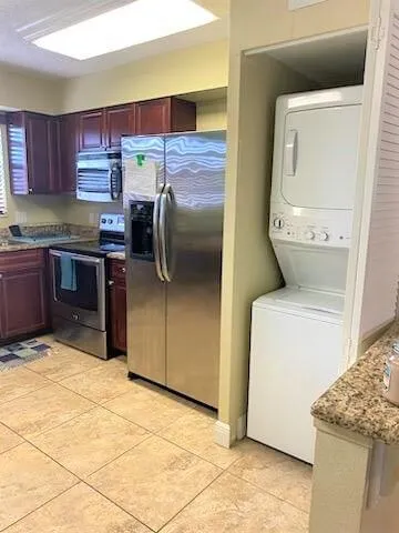 801 Hummingbird Way #205 North Palm Beach, FL 33408