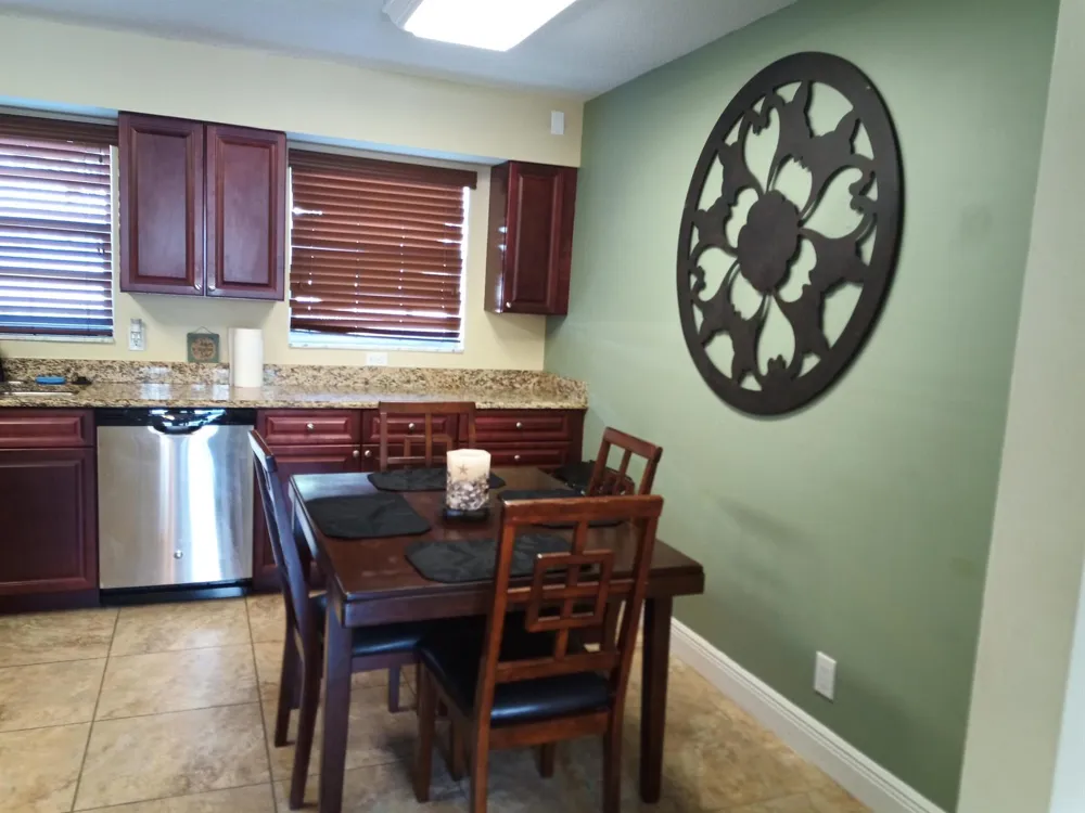 801 Hummingbird Way #104 North Palm Beach, FL 33408