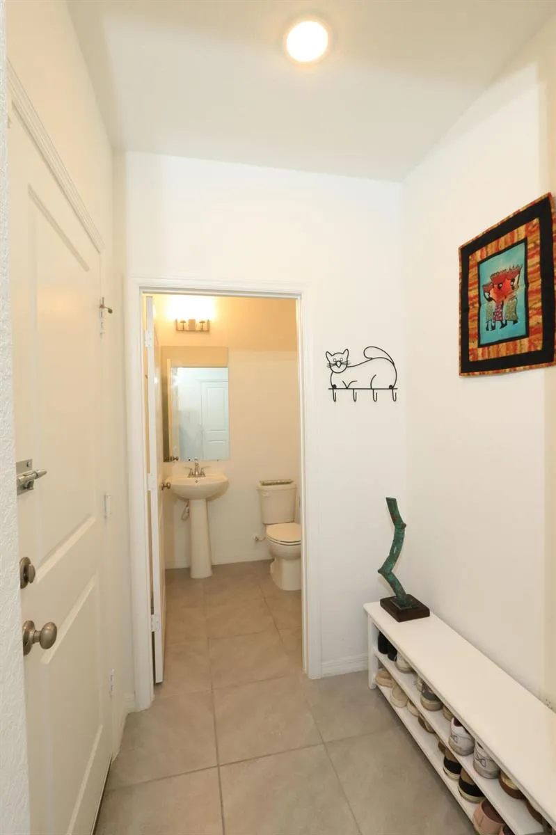 656 NE Waters Edge Lane Port St. Lucie, FL 34983