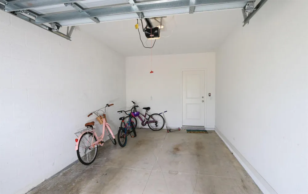656 NE Waters Edge Lane Port St. Lucie, FL 34983