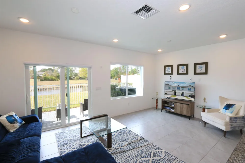 656 NE Waters Edge Lane Port St. Lucie, FL 34983