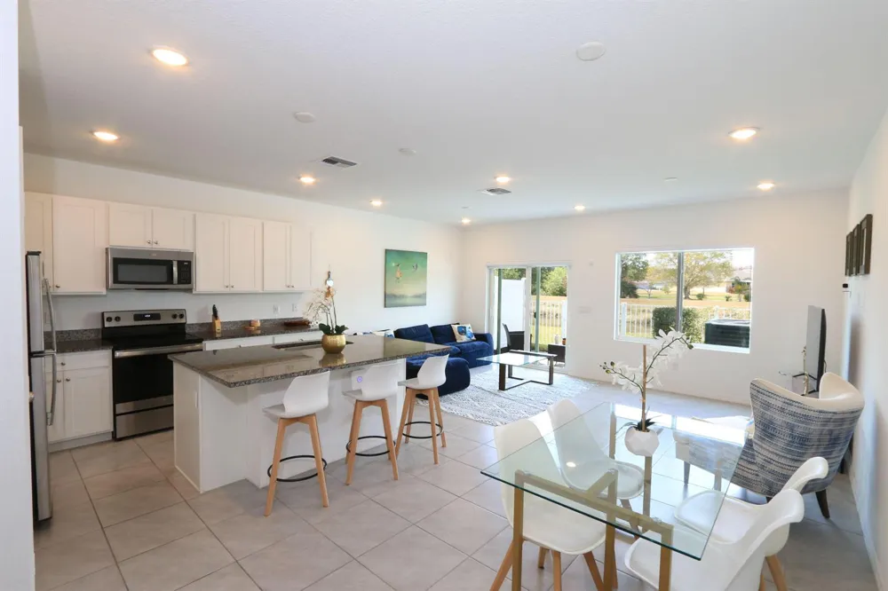 656 NE Waters Edge Lane Port St. Lucie, FL 34983